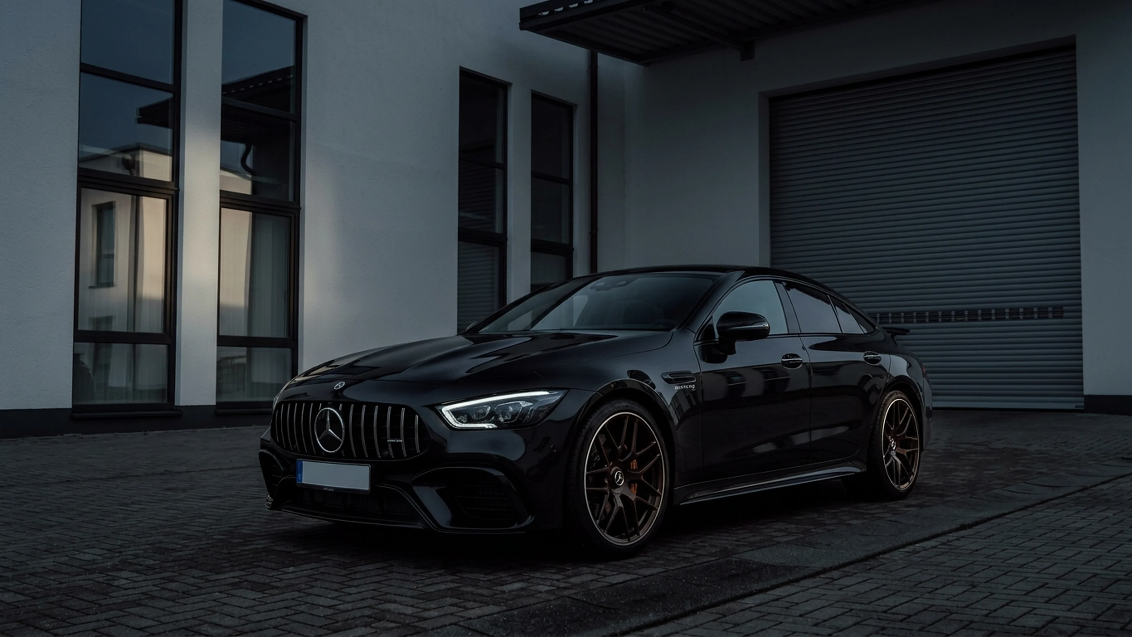 Mercedes AMG GT 63 S — Außenansicht